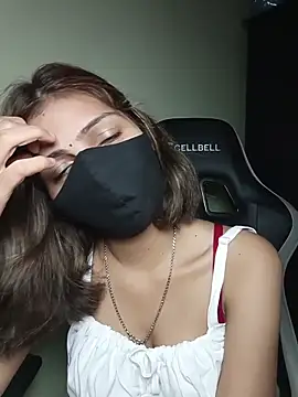 Isha_Sax live sex cam