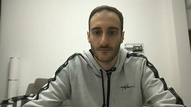 LukaShyGuy live sex cam