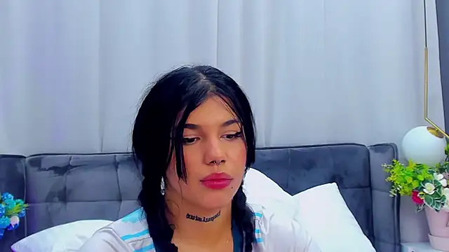 YasminWild live sex cam