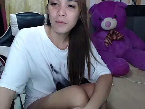 Raffa_ella69 live sex cam