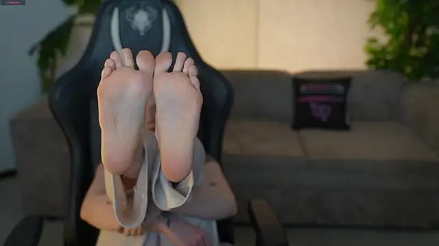 Cassy-Celestial_ live sex cam