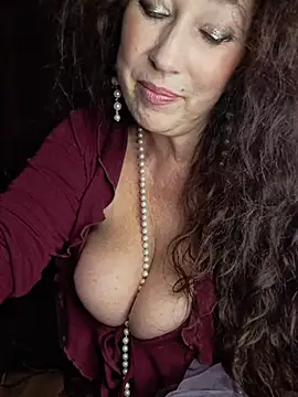 GypsyEsmeralda live sex cam