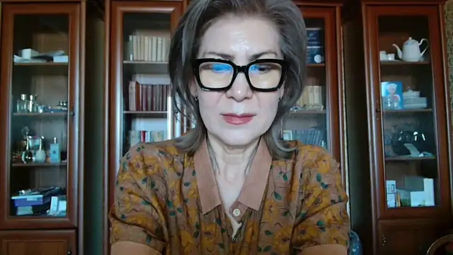 Elegant00Lady live sex cam