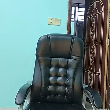 Bristy- live sex cam