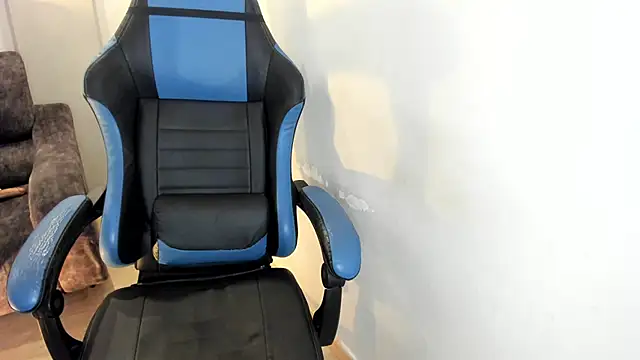 Scarbadgirl_ live sex cam