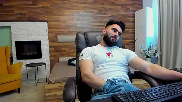 MicahLane live sex cam