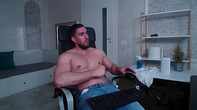 IvanHydee live sex cam