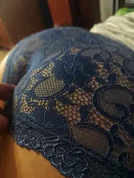 MadaamJizz_DickLewd live sex cam