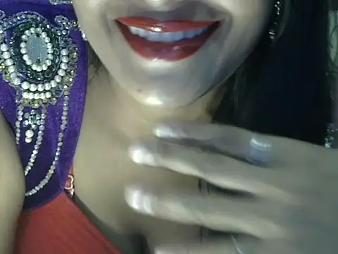 hotee_bhabi live sex cam