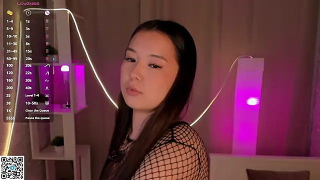 AlberthaEscue live sex cam