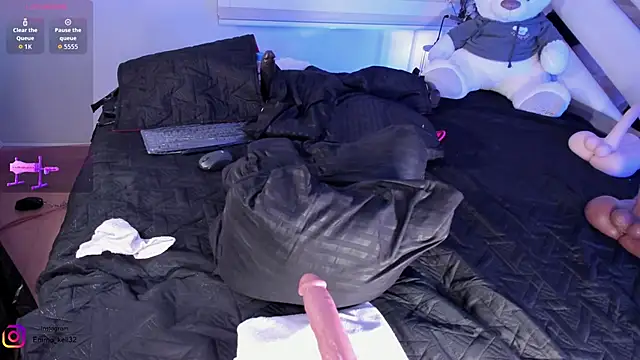 Emma-kell live sex cam