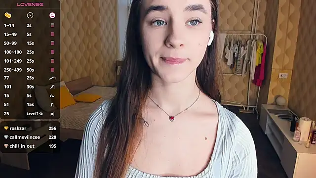 JinnyMcie live sex cam