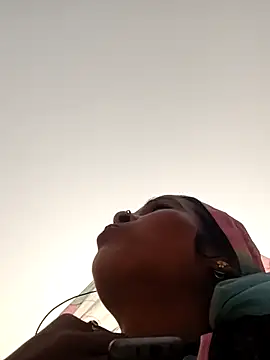 Co_punam live sex cam