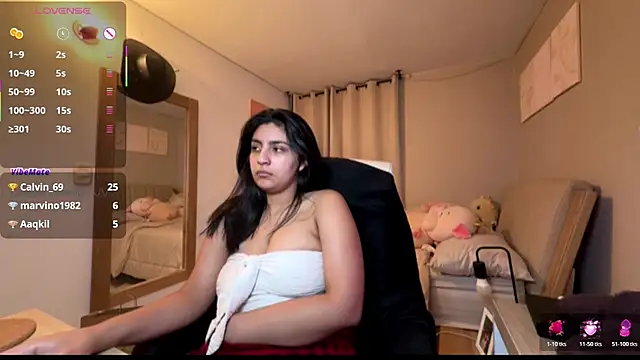 cloe_small live sex cam