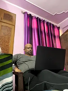 Dick_6inches_Delhi live sex cam