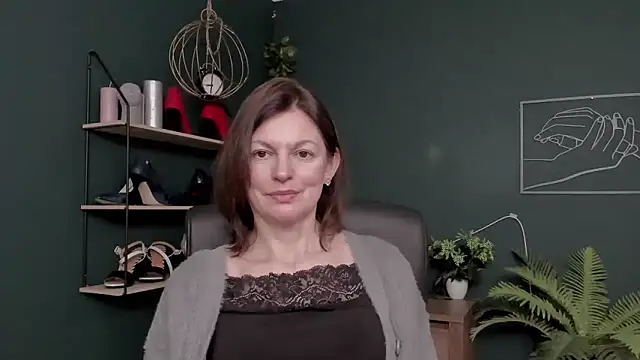 VivianWILD live sex cam