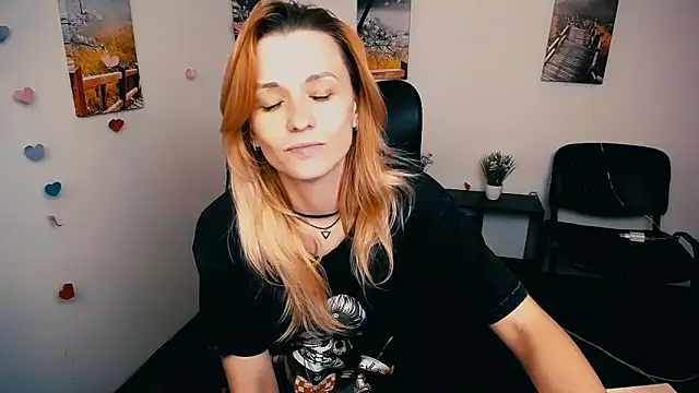 PeppyMia live sex cam