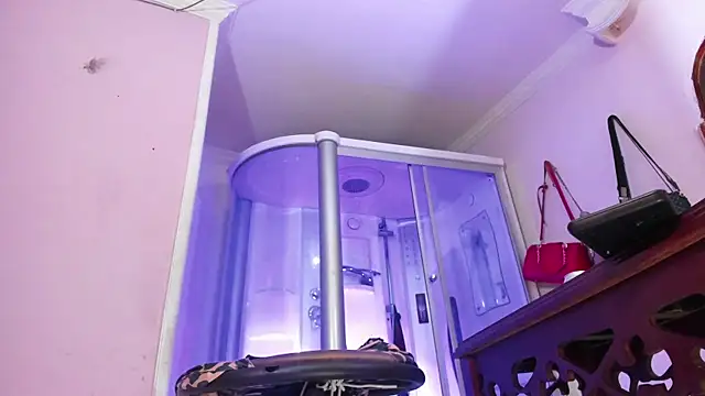 sexy-luna-star-ts live sex cam