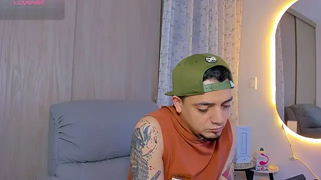 alejandro_calderon1 live sex cam