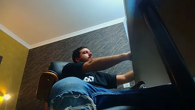 JoshKnights live sex cam