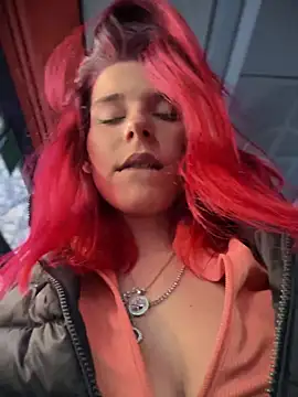 RiriRoseey live sex cam