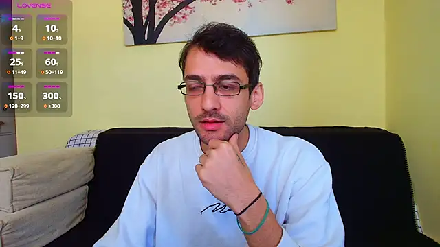 HungEddy live sex cam