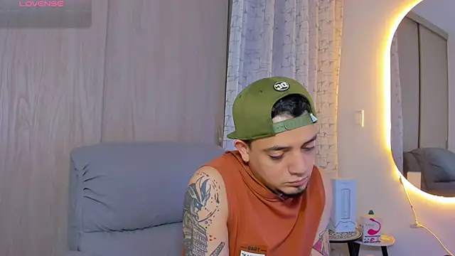 alejandro_calderon1 live sex cam