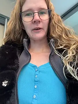 Bikergirl_97 live sex cam