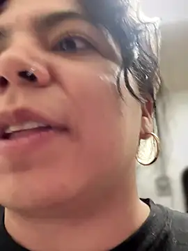 kimmiakiss22 live sex cam