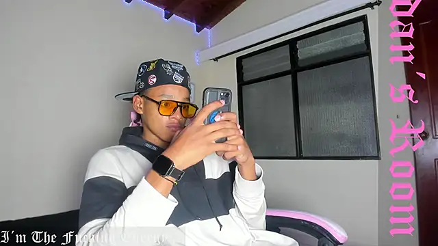 jordan_mm420 live sex cam