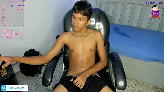 loistwink_ live sex cam