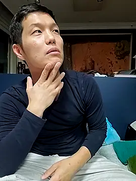 Woonee1680 live sex cam