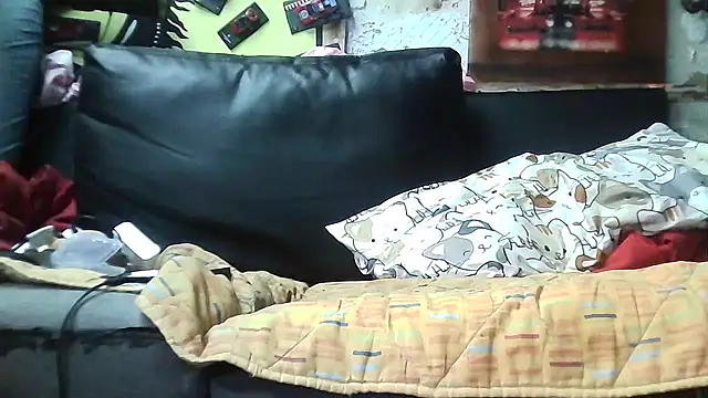 iamNOTGAY90 live sex cam