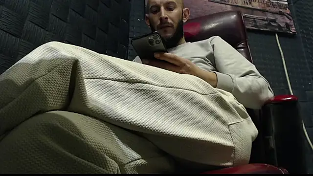 BigcockedTurk20cm live sex cam