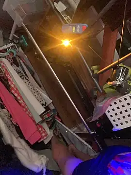 gurlnips live sex cam