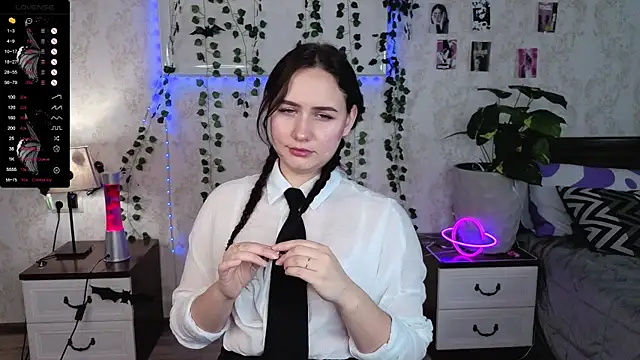 AvowedSky live sex cam