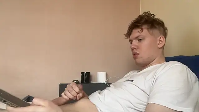 sexybooii6968 live sex cam