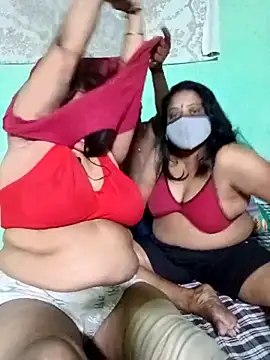 LoveOnStream live sex cam