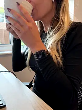 Phoebe_Lily live sex cam