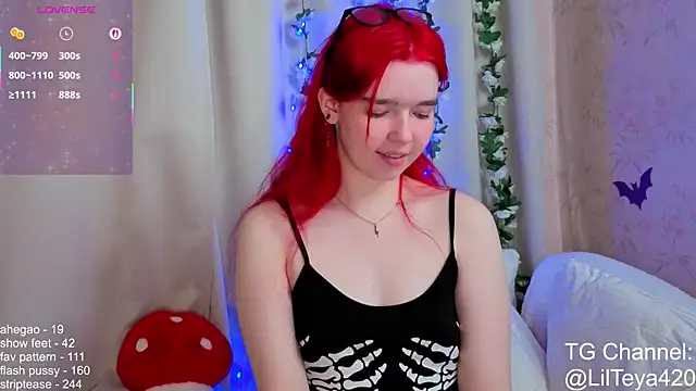little_Teya live sex cam