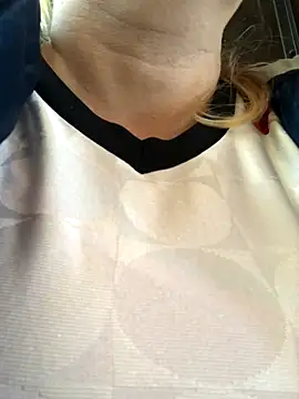 Meliss_Official9 live sex cam