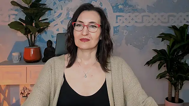 UnaTerra live sex cam