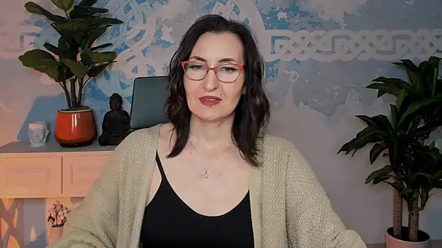 UnaTerra live sex cam