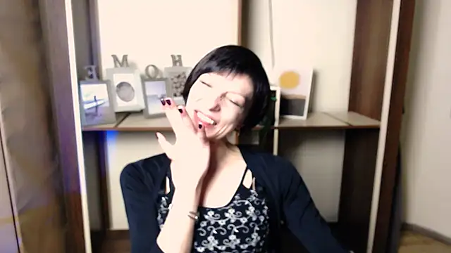 _AngeliaFlow_ live sex cam