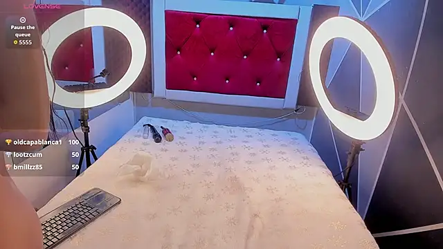 EmmaDuque live sex cam