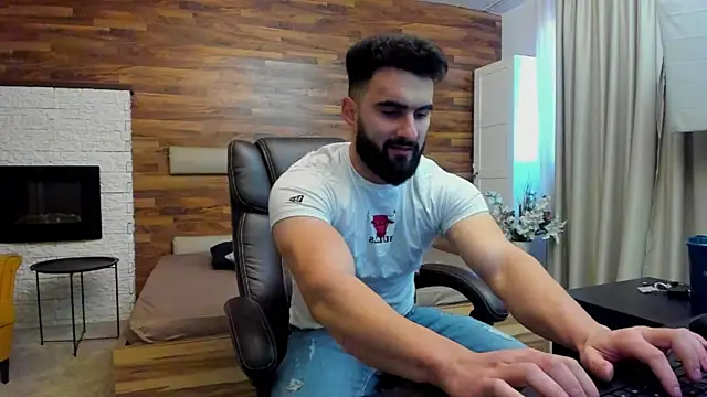 MicahLane live sex cam