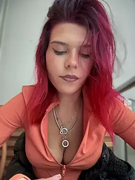 RiriRoseey live sex cam