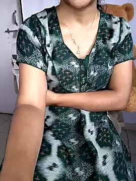 Telugu-Rowdy-pilla live sex cam