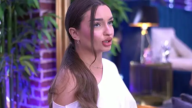 MillaSerene live sex cam