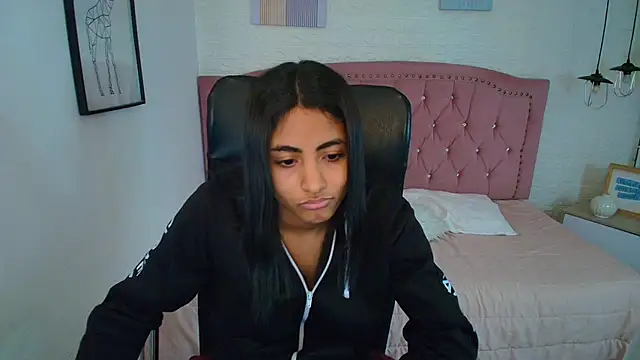 shaneelle live sex cam